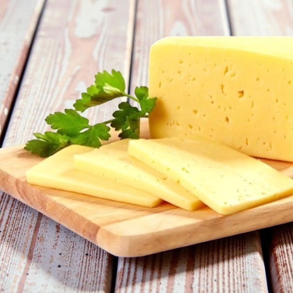 Сыр “Тильзитер” м.д.ж. 50% 200гр. “Сырная Долина” г.Курск