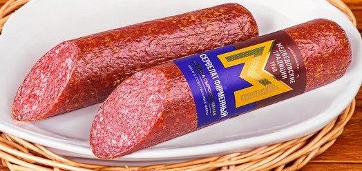 Сервелат Фирменный колбаса с/к.полус.прод.мясн.колб.изд.(целым издел.упак.под вакуум) 1кг ООО “ММК”