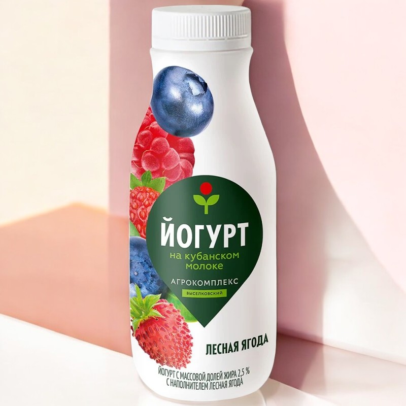 Йогурт с м.д.ж. 2,5% с наполн. “Лесная ягода”, ПЭТ 270гр.   [м]