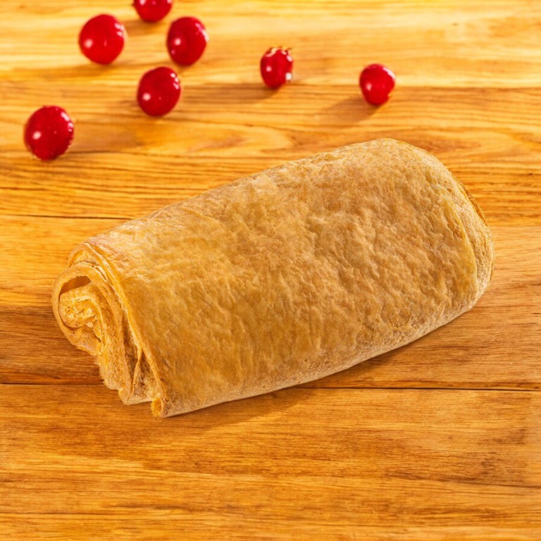 Слойка с земляникой 90гр