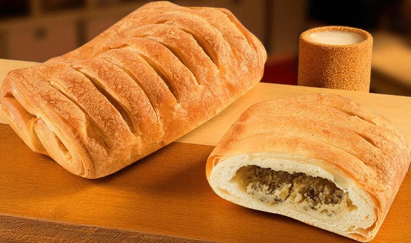 Слойка с курицей и грибами 90 гр