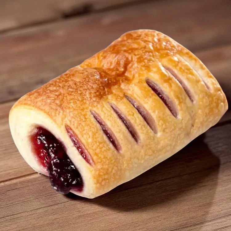 Слойка с черной смородиной 90 гр