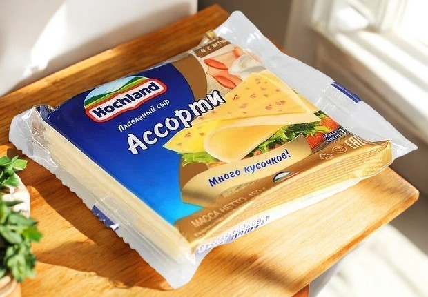 Плавл.сыр (ломтиками) Хохланд Ассорти 9шт/150г 4804