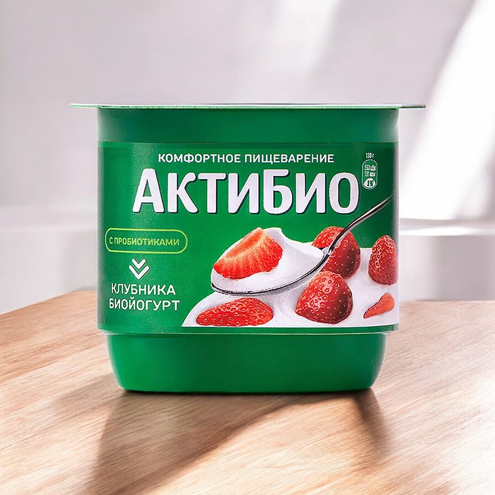 Биойогурт “АктиБио” Клубника 2,9% 130гр 5759