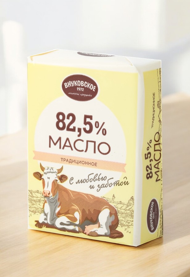 Масло сладко-сливочное несоленое “Традиционное” 82,5% 180 гр.