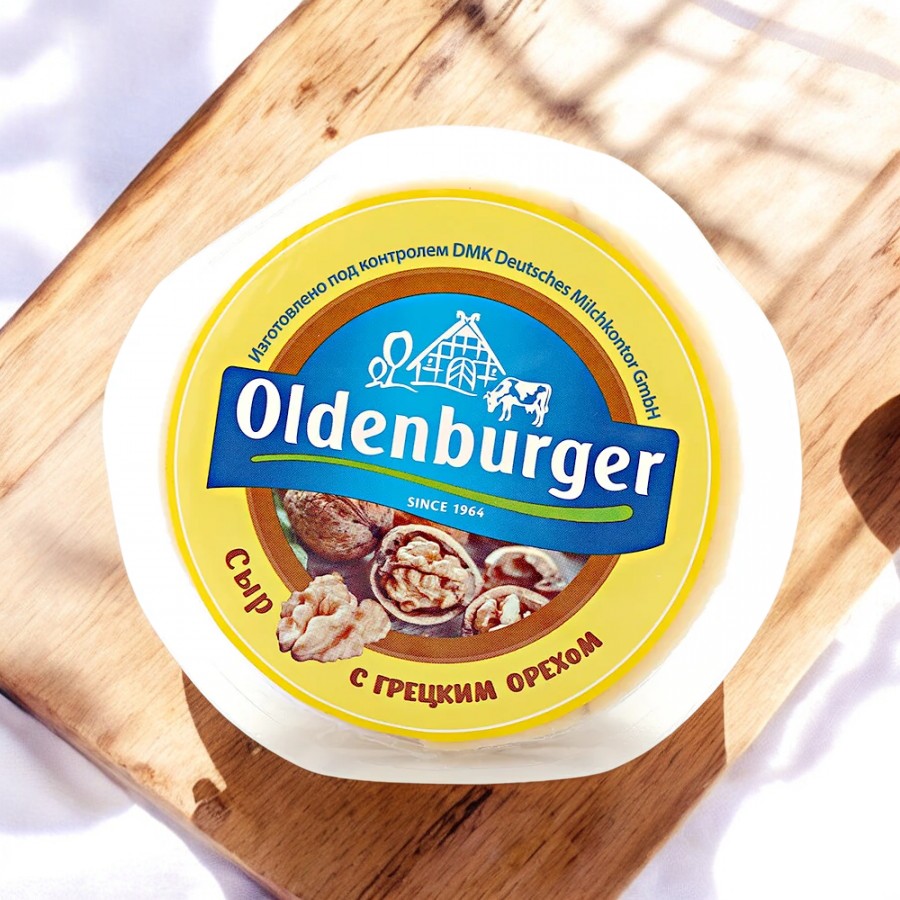 Сыр с грецким орехом 45% ТМ “Oldenburger” кусковой ~1,1 кг