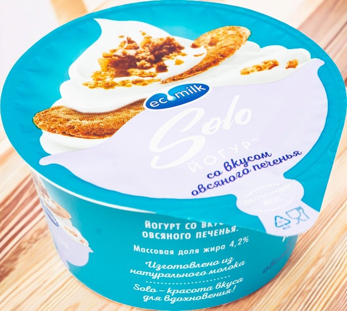 Йогурт со вкусом овсяного печенья “Экомилк Соло”.130 гр.  Мас. доля жира 4,2% . (12 шт.))