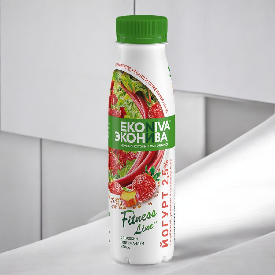 Йогурт fit.line пит. ЭН 2,5% 300 гр пэт бут. с клубникой, ревнем и  семенами льна 1/6