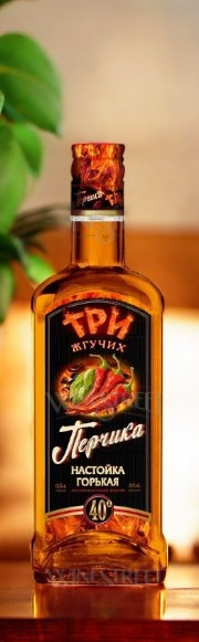 Настойка горькая “ТРИ ЖГУЧИХ ПЕРЧИКА” 40% 0.25 (фас.12)