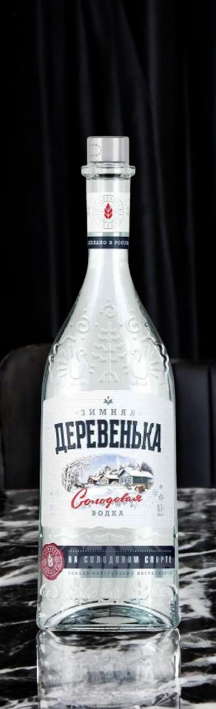 Водка “Зимняя деревенька на солодовом спирте “Альфа”, 40% 0.7