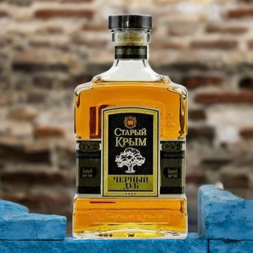Коньяк четырехлетний “Черный Дуб ТМ СТАРЫЙ КРЫМ 40% 0,5