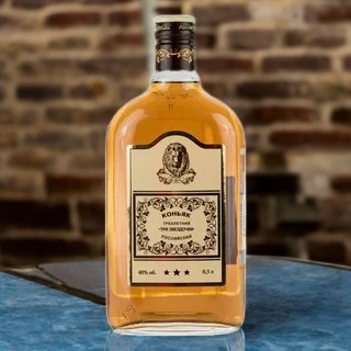 Коньяк трехлетний ординарный “Три звездочки” 40% 0,25