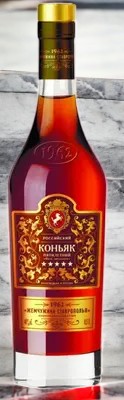 Коньяк ординарный пятилетний “Пять звездочек” 1962 40% 0,25