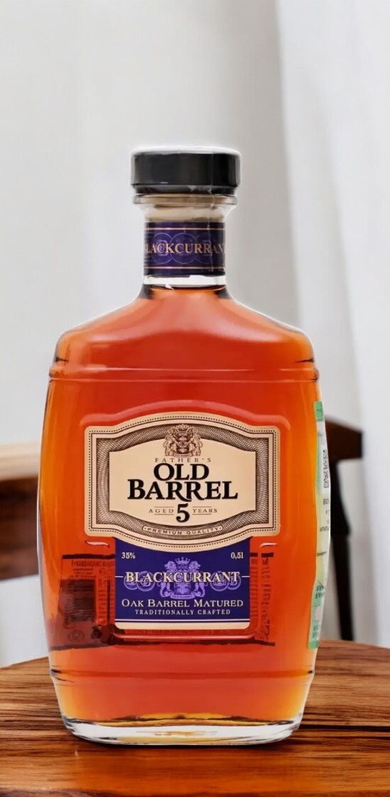 Аперитив “Fathers Old Barrel Blackcurrant” (Фазерс Олд Баррель Черная смородина), 35% 0.5