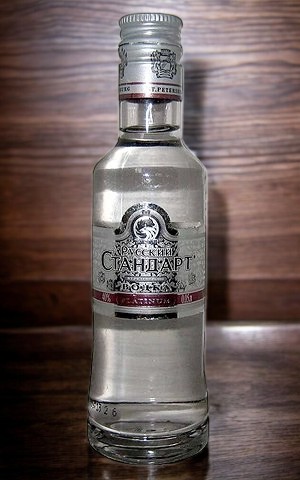 Водка Русский Стандарт “Русский стандарт ПЛАТИНУМ / Russian Standart PLATINUM”, 40% 0.5
