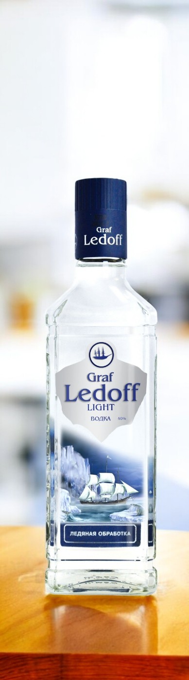 Водка “ГРАФ ЛЕДОФФ ЛАЙТ (GRAF LEDOFF)”, 40% 0.25 фляжка