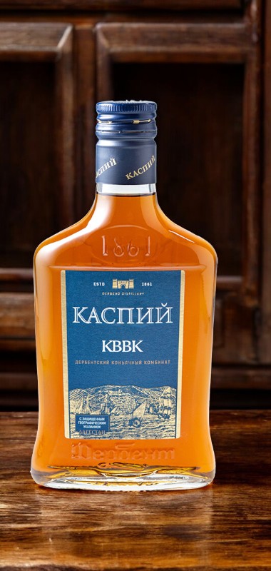 Российский коньяк выдержанный высшего качества “КВВК” “Каспий” с ЗГУ “Дагестан” 40% 0.5 (ф.6)