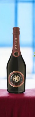 Российское игристое вино с ЗГУ “Крым” полусладкое красное “Золотая Балка” 12,5% 0,75