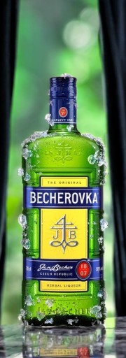 Ликер “Бехеровка / Beherovka”, 38% 0.7