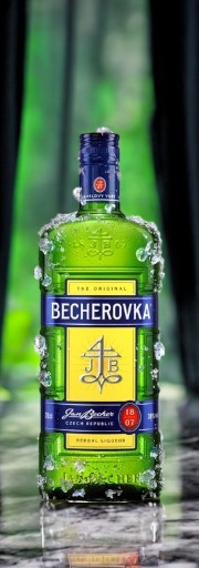 Ликер десертный “Бехеровка / Beherovka”, 38% 0.7 (Тат)