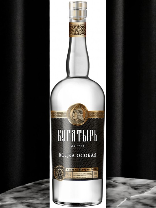 Водка “БОГАТЫРЬ МОГУЧИЙ” 40% 0,5