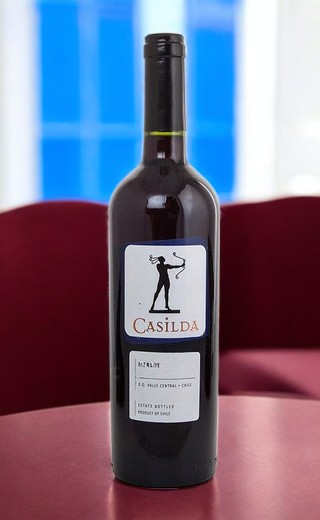Вино сортовое ординарное “КАСИЛЬДА МЕРЛО” красное сухое, г/у 2023, 12.5% 0.75л