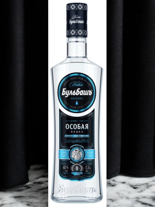 Водка “БУЛЬБАШЪ ОСОБАЯ”, 40%, 0.5л Limited Edition Новогодняя в комплекте с сувенирным изделием