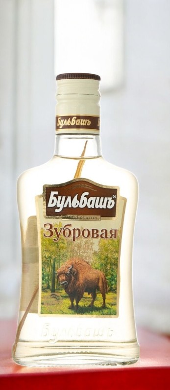 Настойка горькая “Бульбашъ. Зубровая Беларуская” 37.0%, 0.2л