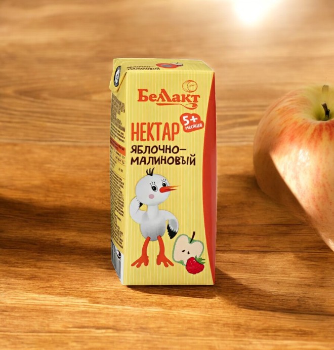 Нектар яблочно-малиновый “Беллакт” 0,2л