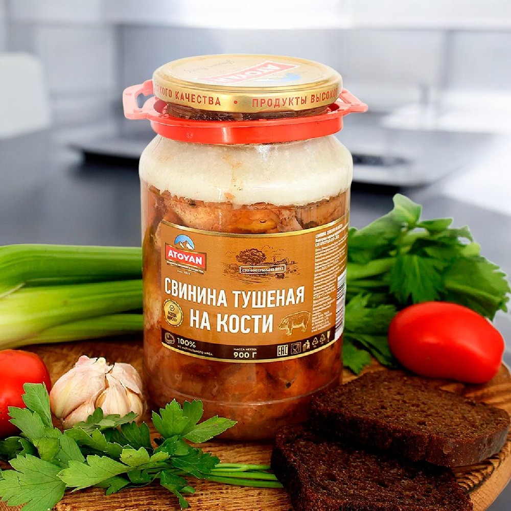 Свинина тушеная на кости 900г 1