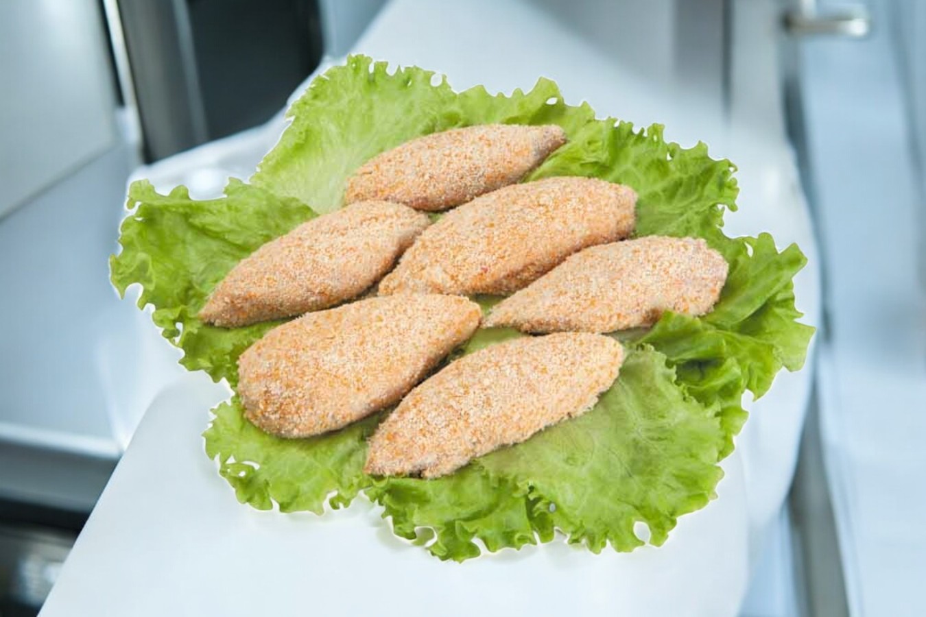 Медальон из куриной грудки панированный
Полуфабрикаты из мяса птицы натуральные мелкокусковые бескостные замороженные (4кг)
