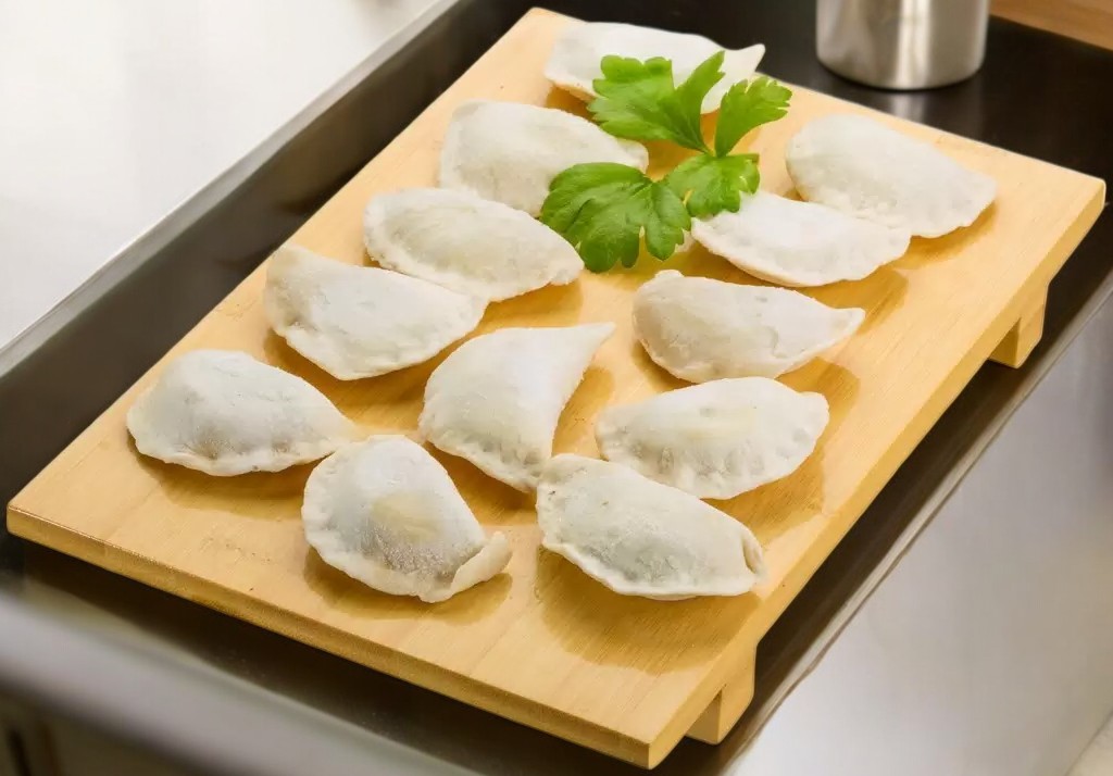 Вареники с картофелем и грибами замороженные