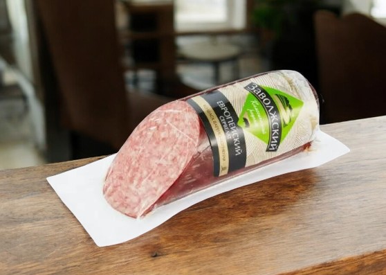 Сервелат ЕВРОПЕЙСКИЙ варено-копченое колбасное изделие мясн.прод. 300г
