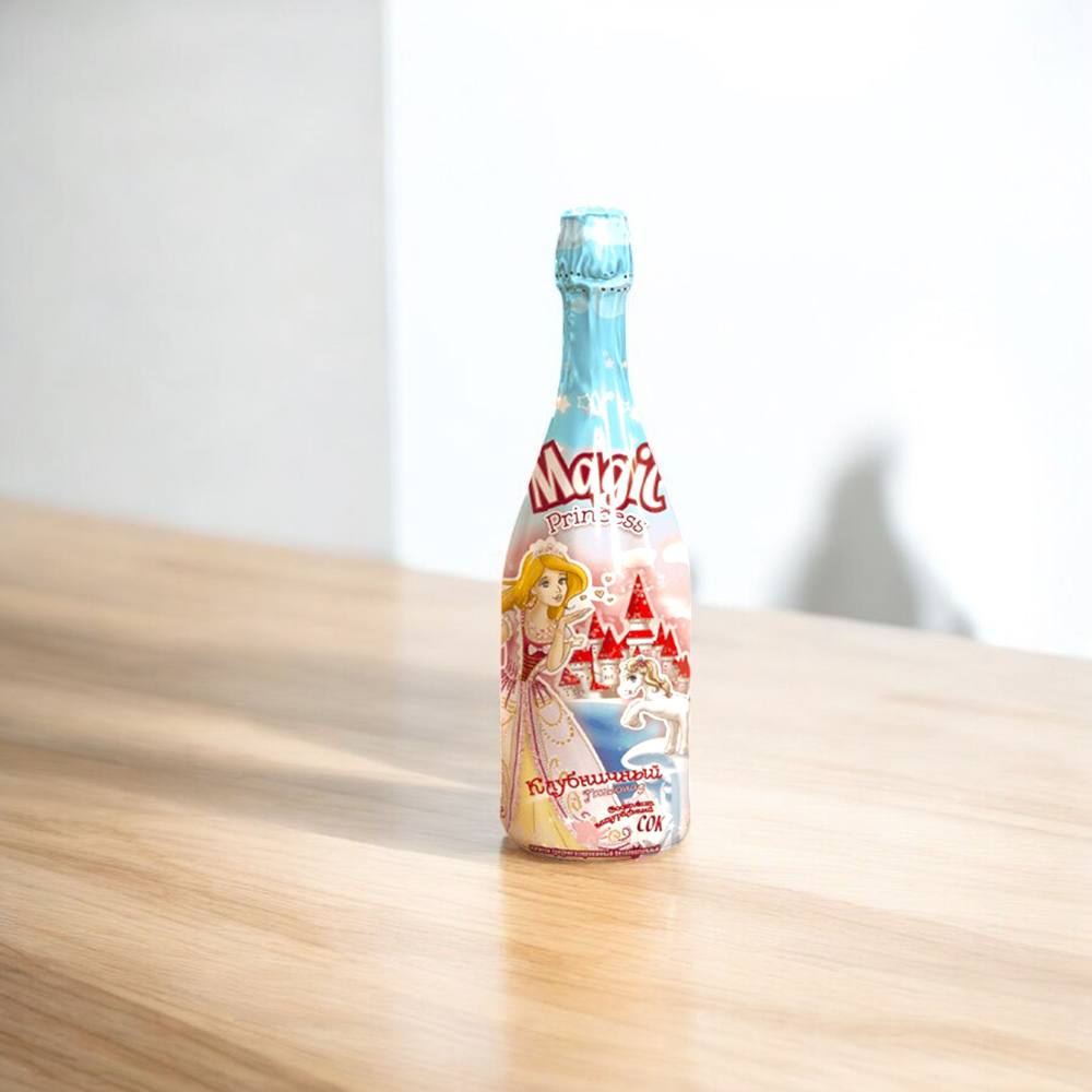 Напиток безалкогольный ср. газ  с  соком “Magic Princess” вкус  лимонад Клубничный,  0,75 л. ст.