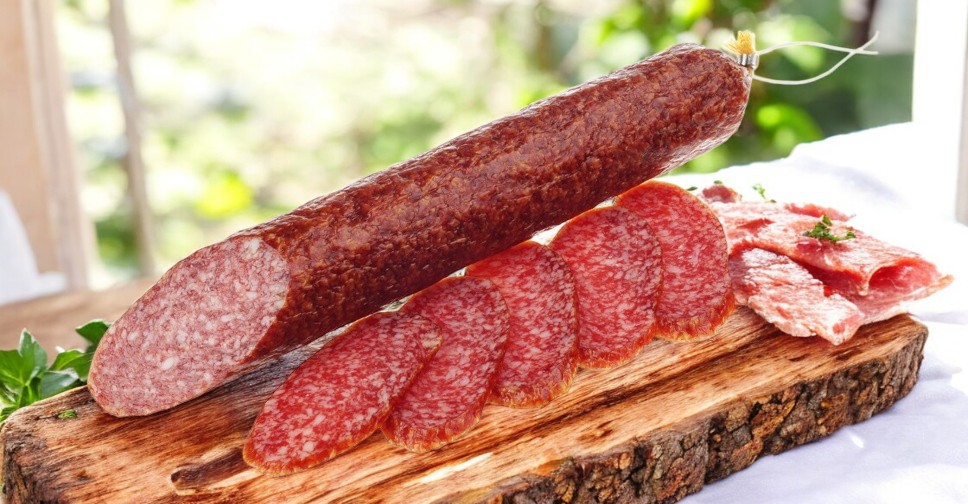 Изделие колбасное с/к мясное САЛЯМИ СВИНАЯ ГРАНД в/с, груп.уп.