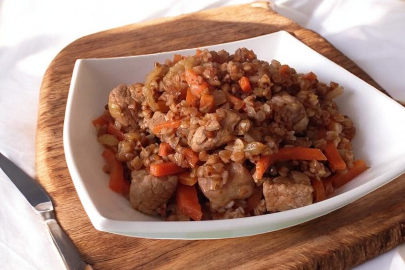 Консервы мясорастительные Свинина с гречневой кашей 300 г