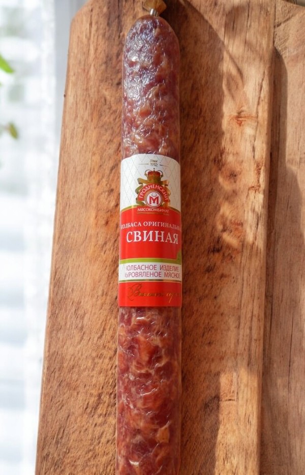Колбасное изделие сыровяленое мясное высшего сорта Колбаса оригинальная СВИНАЯ  газ