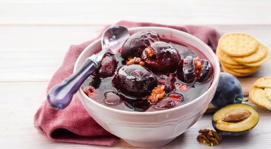 Варенье сливовое с грец. Орехом
